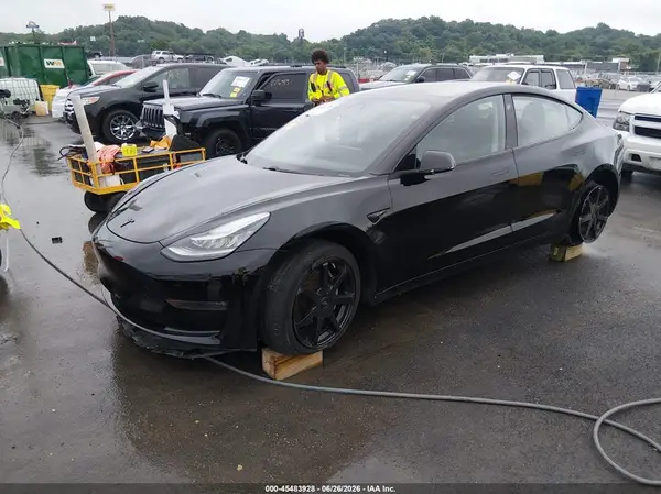 5YJ3E1EA1JF060412 2018 TESLA MODEL 3 - Image 2