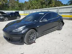 5YJ3E1EA1JF070163 2018 TESLA MODEL 3