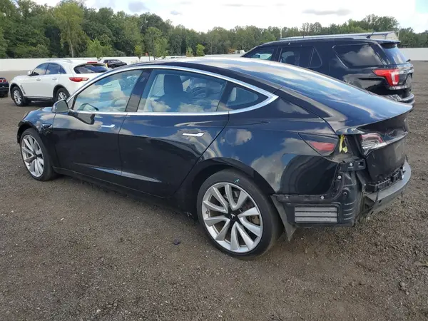 5YJ3E1EA1JF070910 2018 TESLA MODEL 3 - Image 2