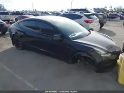 5YJ3E1EA1JF070972 2018 TESLA MODEL 3