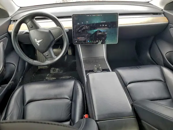 5YJ3E1EA1JF075590 2018 TESLA MODEL 3 - Image 8