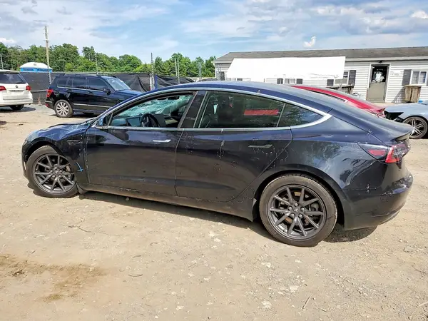 5YJ3E1EA1JF089134 2018 TESLA MODEL 3 - Image 2