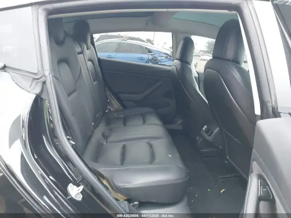 5YJ3E1EA1JF089196 2018 TESLA MODEL 3 - Image 8