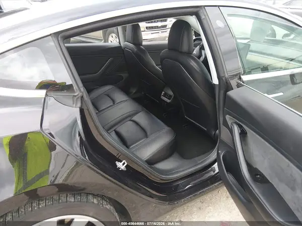 5YJ3E1EA1JF089294 2018 TESLA MODEL 3 - Image 8