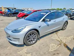 5YJ3E1EA1JF089389 2018 TESLA MODEL 3