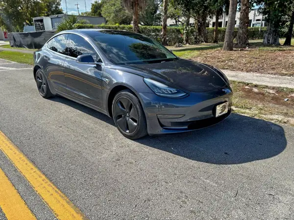 5YJ3E1EA1JF101718 2018 TESLA MODEL 3