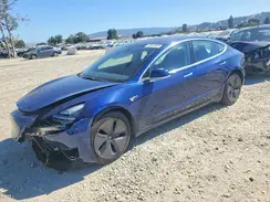 5YJ3E1EA1JF102397 2018 TESLA MODEL 3