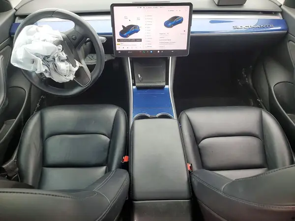5YJ3E1EA1JF102478 2018 TESLA MODEL 3 - Image 8