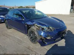 5YJ3E1EA1JF102626 2018 TESLA MODEL 3