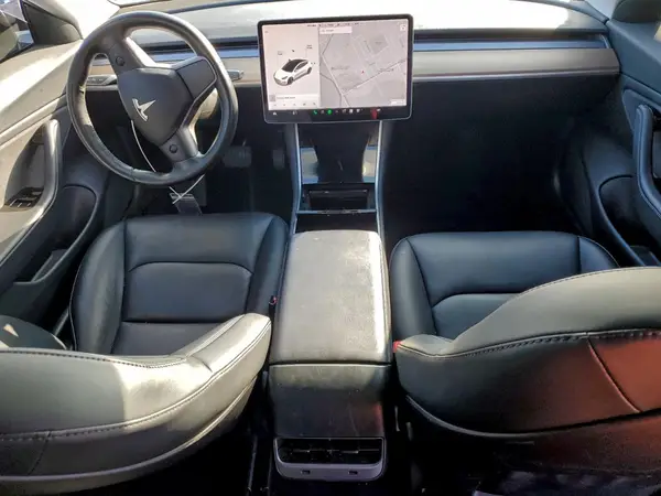 5YJ3E1EA1JF106658 2018 TESLA MODEL 3 - Image 8