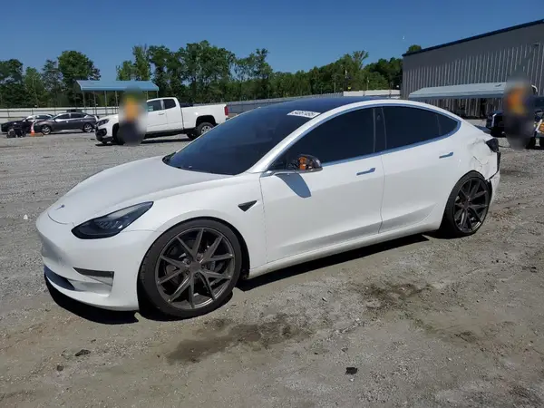 5YJ3E1EA1JF108233 2018 TESLA MODEL 3 - Image 1