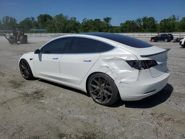 5YJ3E1EA1JF108233 2018 TESLA MODEL 3 - Image 2