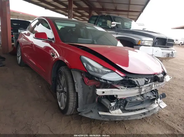 5YJ3E1EA1JF126053 2018 TESLA MODEL 3 - Image 1