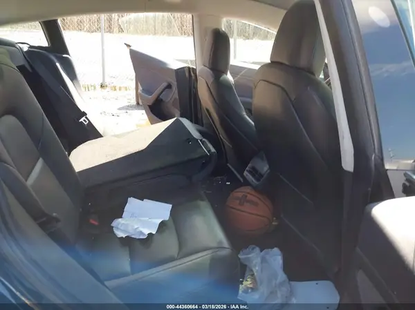 5YJ3E1EA1JF152233 2018 TESLA MODEL 3 - Image 8