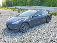 5YJ3E1EA1JF152281 2018 TESLA MODEL 3