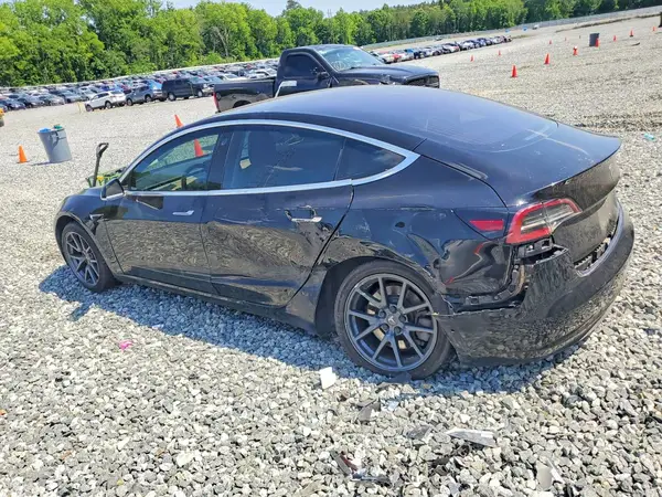 5YJ3E1EA1JF152281 2018 TESLA MODEL 3 - Image 2