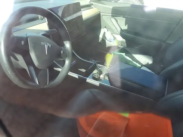 5YJ3E1EA1JF152488 2018 TESLA MODEL 3 - Image 8