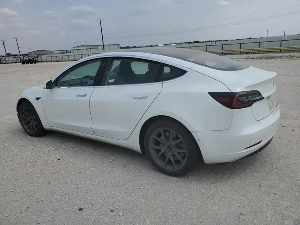 5YJ3E1EA1JF153057 2018 TESLA MODEL 3 - Image 2