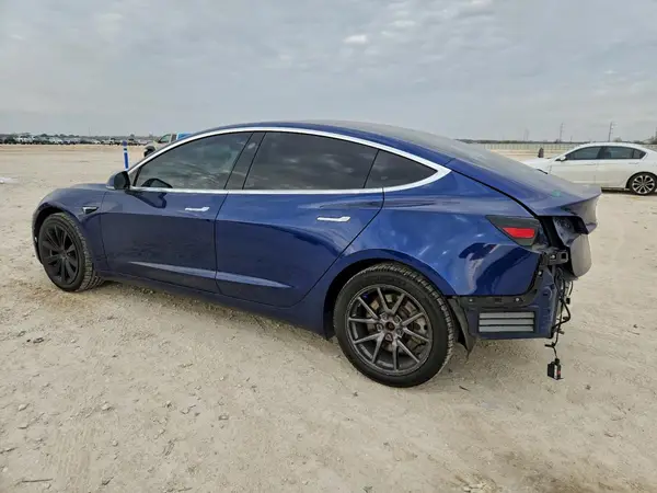 5YJ3E1EA1JF154306 2018 TESLA MODEL 3 - Image 2