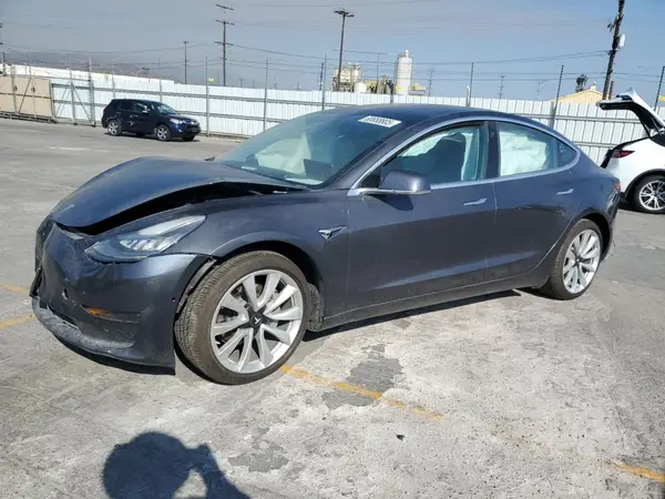 5YJ3E1EA1JF154788 2018 TESLA MODEL 3 - Image 1