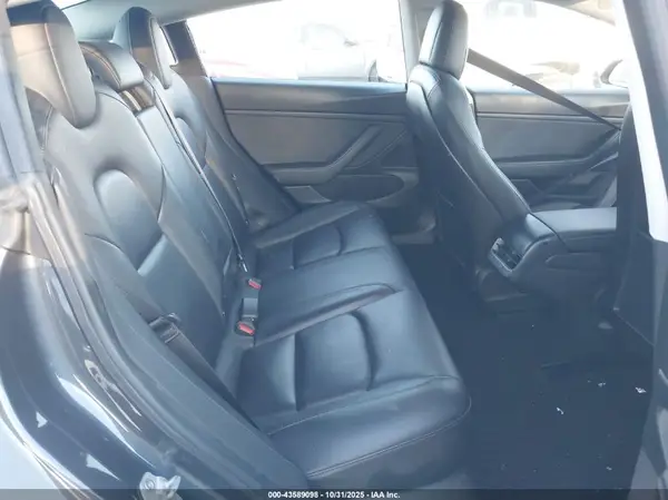 5YJ3E1EA1JF154869 2018 TESLA MODEL 3 - Image 8