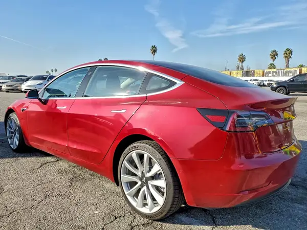 5YJ3E1EA1JF154998 2018 TESLA MODEL 3 - Image 2
