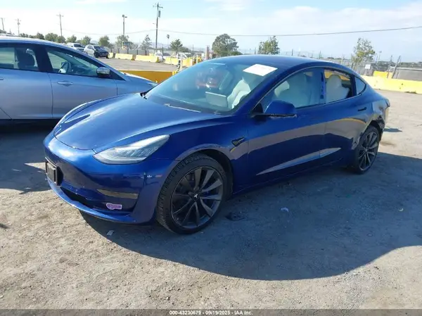 5YJ3E1EA1JF155925 2018 TESLA MODEL 3 - Image 2