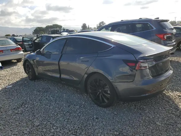 5YJ3E1EA1JF156010 2018 TESLA MODEL 3 - Image 2
