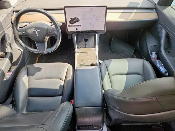 5YJ3E1EA1JF156475 2018 TESLA MODEL 3 - Image 8