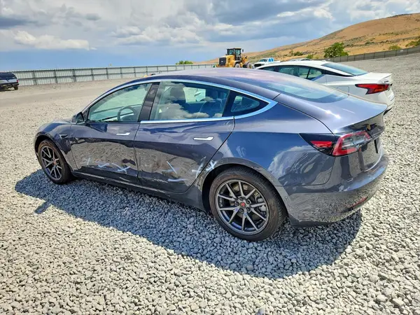 5YJ3E1EA1JF158212 2018 TESLA MODEL 3 - Image 2