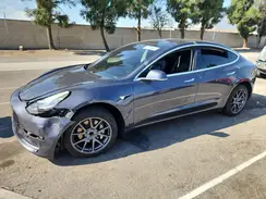 5YJ3E1EA1JF158422 2018 TESLA MODEL 3