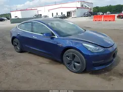 5YJ3E1EA1JF160218 2018 TESLA MODEL 3