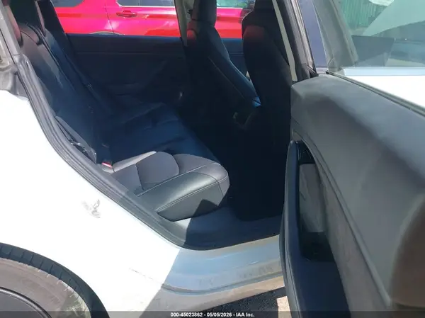 5YJ3E1EA1JF161689 2018 TESLA MODEL 3 - Image 8