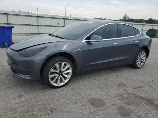 5YJ3E1EA1JF163099 2018 TESLA MODEL 3 - Image 1