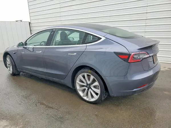 5YJ3E1EA1JF163460 2018 TESLA MODEL 3 - Image 2