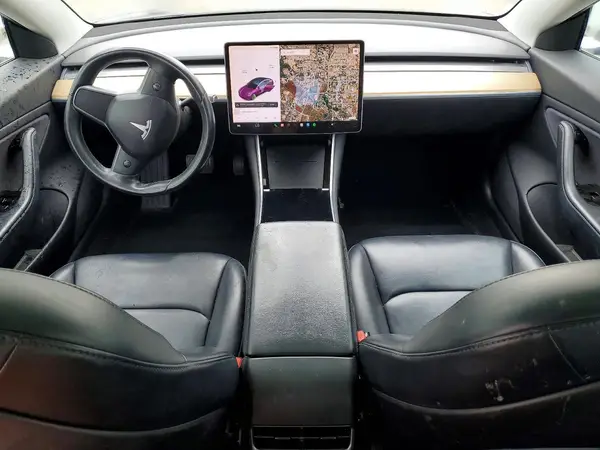 5YJ3E1EA1JF163460 2018 TESLA MODEL 3 - Image 8