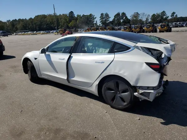 5YJ3E1EA1JF164737 2018 TESLA MODEL 3 - Image 2