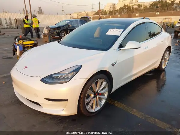 5YJ3E1EA1JF164821 2018 TESLA MODEL 3 - Image 2