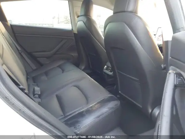 5YJ3E1EA1JF164821 2018 TESLA MODEL 3 - Image 8