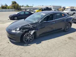 5YJ3E1EA1JF171901 2018 TESLA MODEL 3