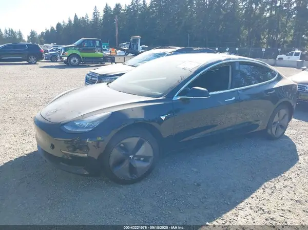 5YJ3E1EA1JF172594 2018 TESLA MODEL 3 - Image 2