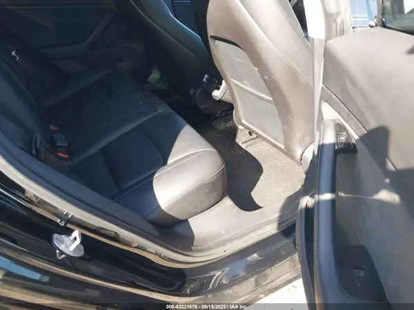 5YJ3E1EA1JF172594 2018 TESLA MODEL 3 - Image 8