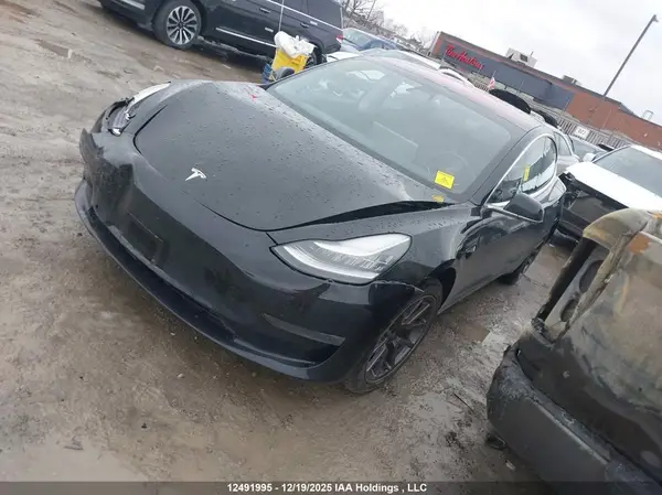 5YJ3E1EA1KF190028 2019 TESLA MODEL 3 - Image 2