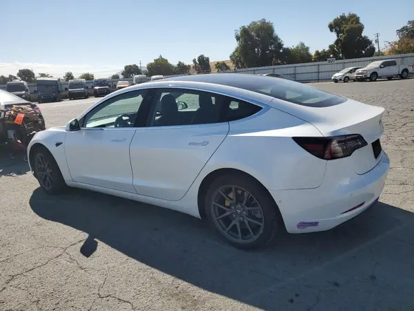 5YJ3E1EA1KF190529 2019 TESLA MODEL 3 - Image 2