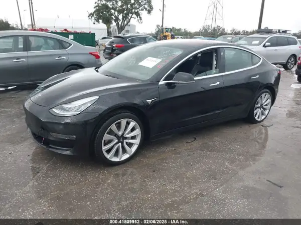 5YJ3E1EA1KF191082 2019 TESLA MODEL 3 - Image 2