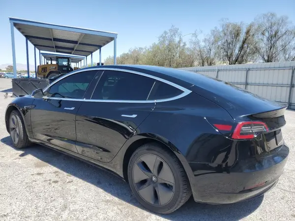 5YJ3E1EA1KF193091 2019 TESLA MODEL 3 - Image 2