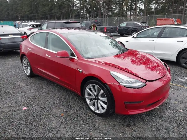 5YJ3E1EA1KF197268 2019 TESLA MODEL 3 - Image 1