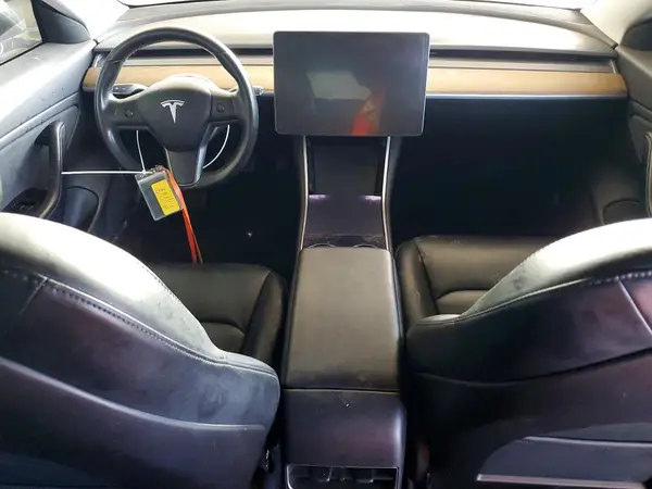 5YJ3E1EA1KF298441 2019 TESLA MODEL 3 - Image 8