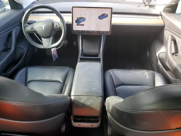5YJ3E1EA1KF299346 2019 TESLA MODEL 3 - Image 8