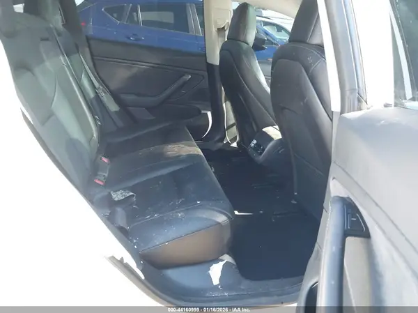 5YJ3E1EA1KF300110 2019 TESLA MODEL 3 - Image 8